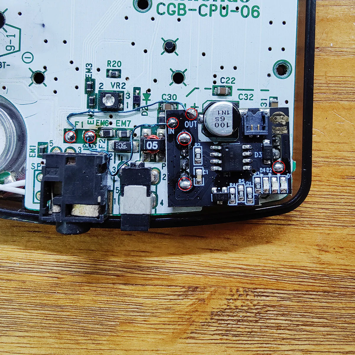 Rechargeable Battery Mod for Game Boy Color - FunnyPlaying FUNNYPLAYING