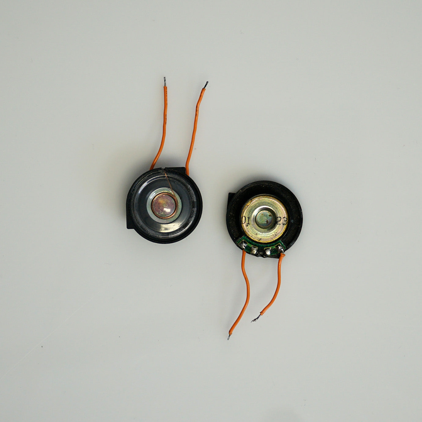Game Boy Color OEM Speaker Modding